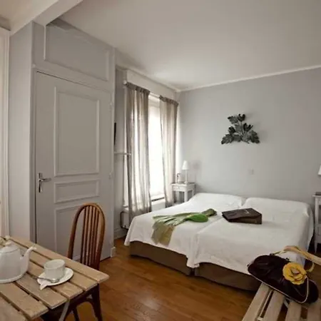 Brueghel Hotel