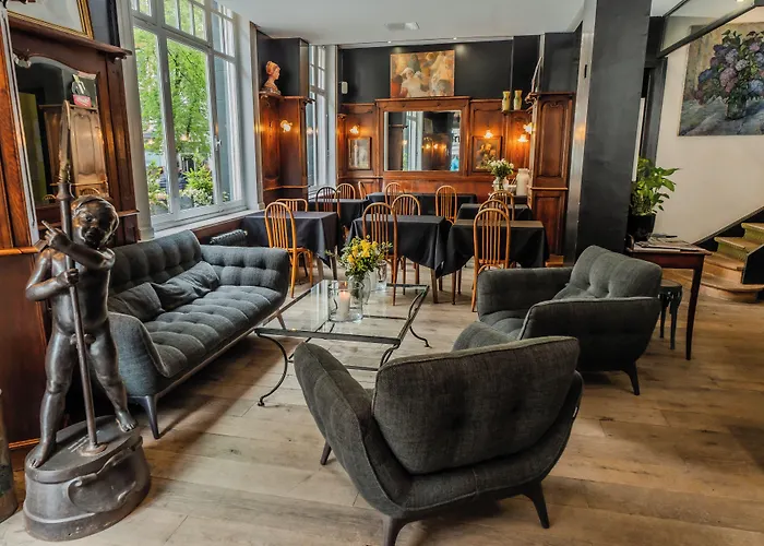 布鲁格勒酒店 3*